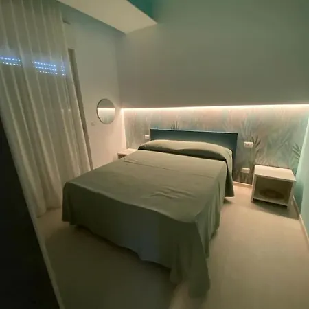 Holidayhomemanetta Two A Un Passo Dal Mare! Pineto
