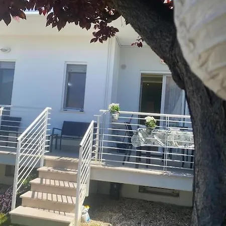 Holidayhomemanetta Two A Un Passo Dal Mare! *