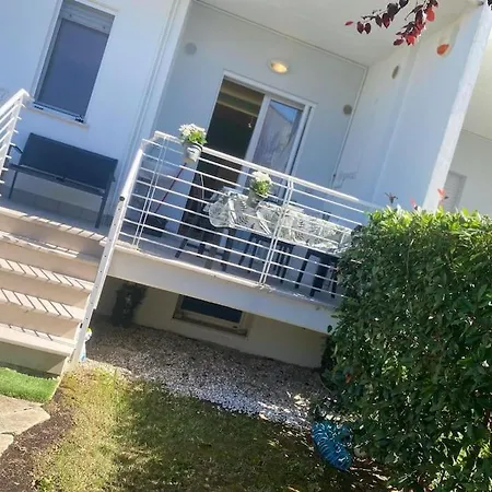 Holidayhomemanetta Two A Un Passo Dal Mare! Apartment *